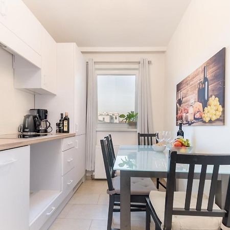 Perfect For Long Term Stay, Two Min To Hauptbahnhof, 18 Wenen Buitenkant foto